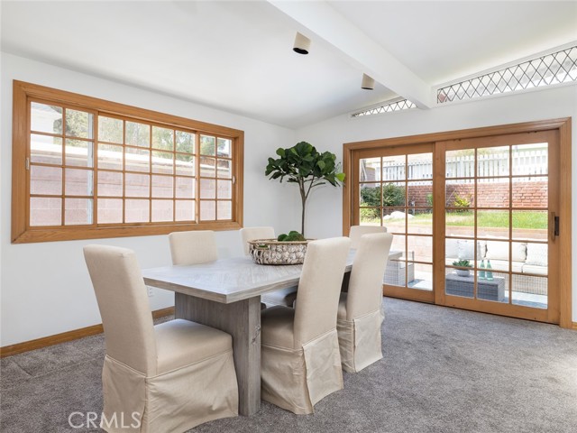 562 31st Street, Manhattan Beach, California 90266, 4 Bedrooms Bedrooms, ,3 BathroomsBathrooms,Residential,Sold,31st,SB21032362