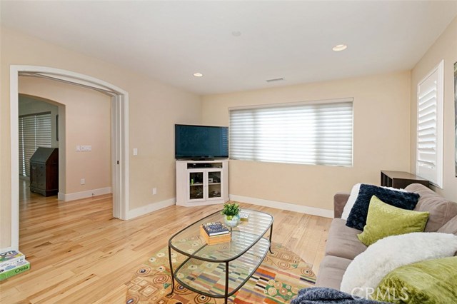 825 Anita Street, Redondo Beach, California 90278, 4 Bedrooms Bedrooms, ,3 BathroomsBathrooms,Residential,Sold,Anita,SB19217059