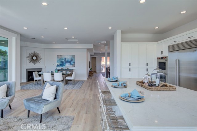 1037 2nd Street, Hermosa Beach, California 90254, 4 Bedrooms Bedrooms, ,3 BathroomsBathrooms,Residential,Sold,2nd,SB19264836