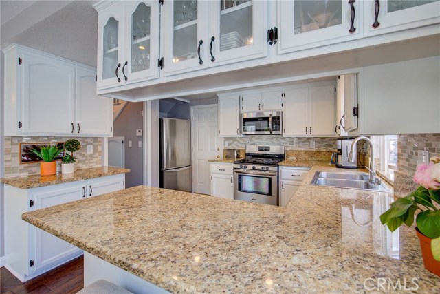 2606 Huntington Lane, Redondo Beach, California 90278, 4 Bedrooms Bedrooms, ,2 BathroomsBathrooms,Residential,Sold,Huntington,PV19130613