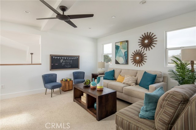 1726 Steinhart Avenue, Redondo Beach, California 90278, 4 Bedrooms Bedrooms, ,3 BathroomsBathrooms,Residential,Sold,Steinhart,SB19006729