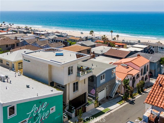228 33rd Street, Manhattan Beach, California 90266, 3 Bedrooms Bedrooms, ,1 BathroomBathrooms,Residential,Sold,33rd,SB19198538