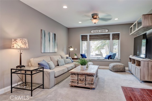 411 Avenue F, Redondo Beach, California 90277, 5 Bedrooms Bedrooms, ,4 BathroomsBathrooms,Residential,Sold,Avenue F,SB20102967