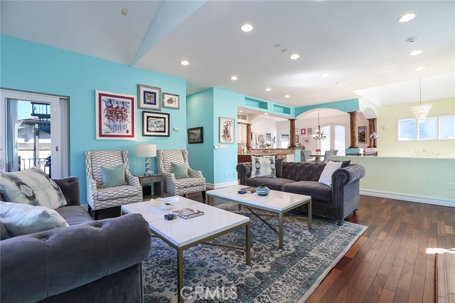 607 Guadalupe Avenue, Redondo Beach, California 90277, 4 Bedrooms Bedrooms, ,4 BathroomsBathrooms,Residential,Sold,Guadalupe,SB19155656