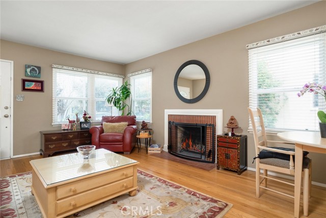 Sunny south facing exposure provides lots of natural light and cool ocean breezes.  All windows are dual paned with the exception of one in kitchen.