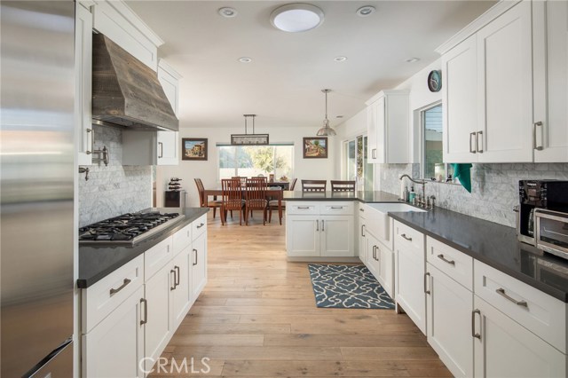 6 Buckskin Lane, Rolling Hills Estates, California 90274, 4 Bedrooms Bedrooms, ,3 BathroomsBathrooms,Residential,Sold,Buckskin,SB18271241