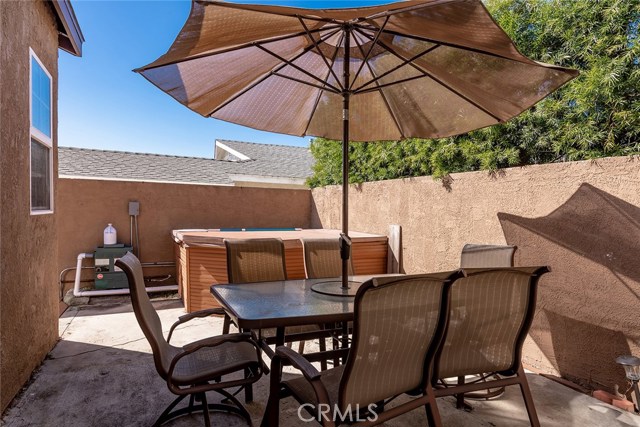 2111 Blossom Lane, Redondo Beach, California 90278, 2 Bedrooms Bedrooms, ,Residential,Sold,Blossom,SB19056683