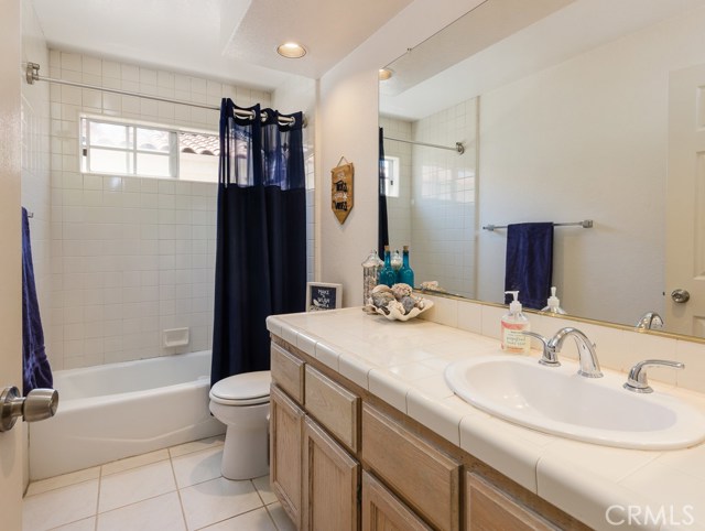 225 Irena Avenue, Redondo Beach, California 90277, 4 Bedrooms Bedrooms, ,3 BathroomsBathrooms,Residential,Sold,Irena,SB20159740