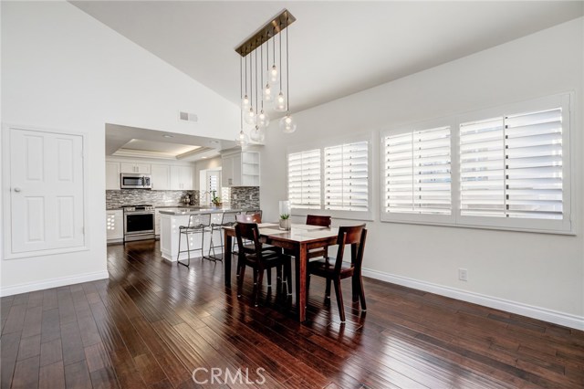 111 Guadalupe Avenue, Redondo Beach, California 90277, 4 Bedrooms Bedrooms, ,3 BathroomsBathrooms,Residential,Sold,Guadalupe,SB20243736