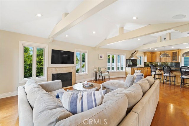 2507 Valley Drive, Manhattan Beach, California 90266, 4 Bedrooms Bedrooms, ,3 BathroomsBathrooms,Residential,Sold,Valley,SB20107984