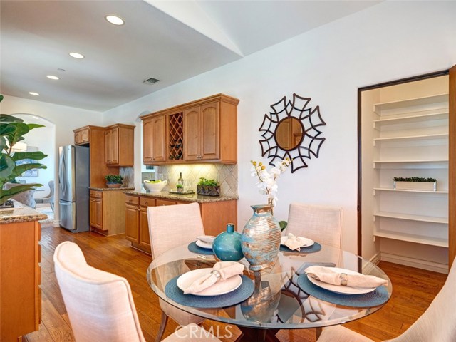 2604 Carnegie Lane, Redondo Beach, California 90278, 3 Bedrooms Bedrooms, ,2 BathroomsBathrooms,Residential,Sold,Carnegie,SB19239735