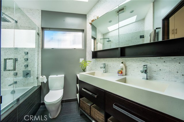 309 Gull Street, Manhattan Beach, California 90266, 2 Bedrooms Bedrooms, ,2 BathroomsBathrooms,Residential,Sold,Gull,SB20027594