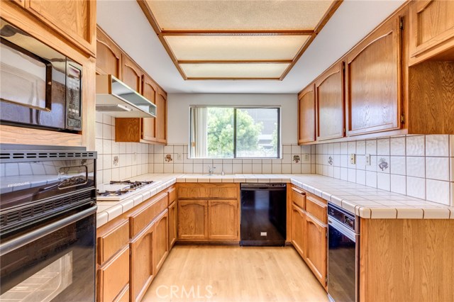 2301 Marshallfield Lane, Redondo Beach, California 90278, 3 Bedrooms Bedrooms, ,2 BathroomsBathrooms,Residential,Sold,Marshallfield,SB18224304