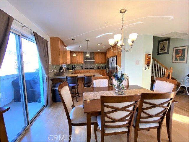 2405 Vanderbilt Lane, Redondo Beach, California 90278, 3 Bedrooms Bedrooms, ,2 BathroomsBathrooms,Residential,Sold,Vanderbilt,SB21088337