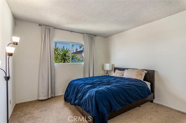 323 34th Street, Manhattan Beach, California 90266, ,Residential Income,Sold,34th,SB21063659