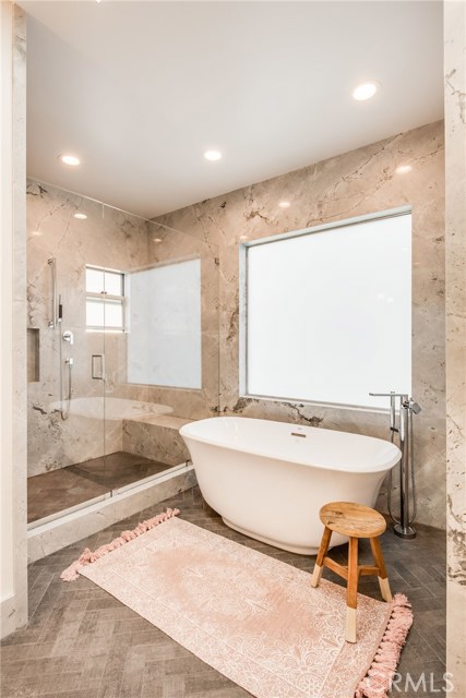 333 18th Street, Manhattan Beach, California 90266, 6 Bedrooms Bedrooms, ,6 BathroomsBathrooms,Residential,Sold,18th,SB20041835