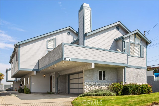 1809 Vanderbilt Lane, Redondo Beach, California 90278, 3 Bedrooms Bedrooms, ,1 BathroomBathrooms,Residential,Sold,Vanderbilt,OC20199653