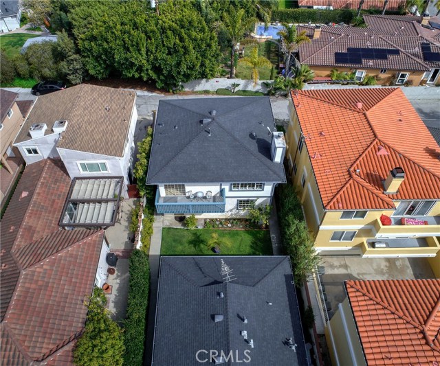 NOW, ONTO THE BACK HOUSE!