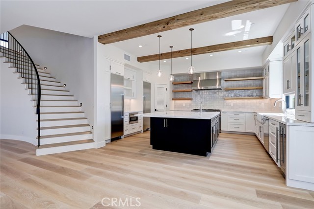 1400 17th Street, Manhattan Beach, California 90266, 5 Bedrooms Bedrooms, ,3 BathroomsBathrooms,Residential,Sold,17th,SB21193120