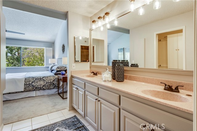 28134 Ridgepoint Court, Rancho Palos Verdes, California 90275, 2 Bedrooms Bedrooms, ,2 BathroomsBathrooms,Residential,Sold,Ridgepoint,PV18107374