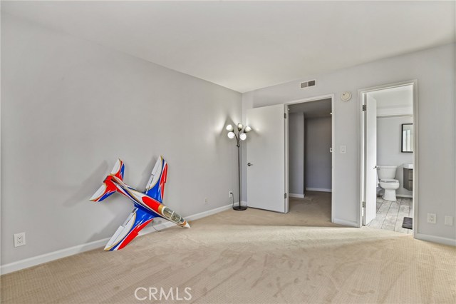 18200 Kingsdale Avenue, Redondo Beach, California 90278, 3 Bedrooms Bedrooms, ,3 BathroomsBathrooms,Residential,Sold,Kingsdale,SB21015775