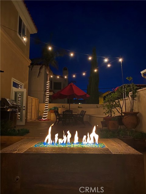 2403 Rockefeller Lane, Redondo Beach, California 90278, 3 Bedrooms Bedrooms, ,2 BathroomsBathrooms,Residential,Sold,Rockefeller,SB20237105