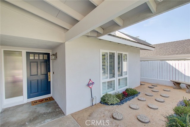 615 Faye Lane, Redondo Beach, California 90277, 4 Bedrooms Bedrooms, ,2 BathroomsBathrooms,Residential,Sold,Faye,SB19217098