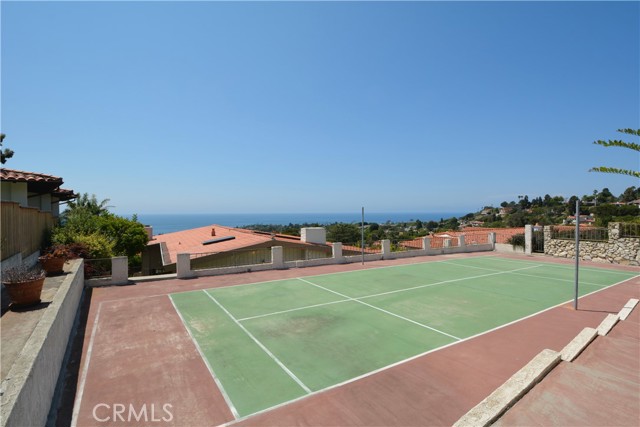 1129 Via Zumaya, Palos Verdes Estates, California 90274, 4 Bedrooms Bedrooms, ,3 BathroomsBathrooms,Residential,Sold,Via Zumaya,PW21178054