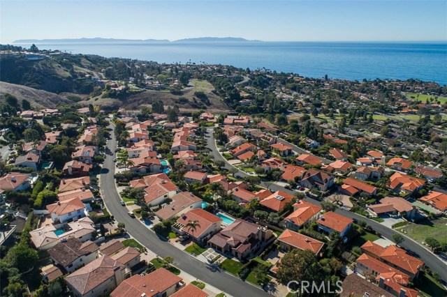 2613 Via Valdes, Palos Verdes Estates, California 90274, 5 Bedrooms Bedrooms, ,4 BathroomsBathrooms,Residential,Sold,Via Valdes,PV17251145