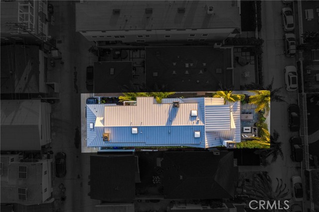 524 4th Street, Manhattan Beach, California 90266, 4 Bedrooms Bedrooms, ,2 BathroomsBathrooms,Residential,Sold,4th,SB21061545