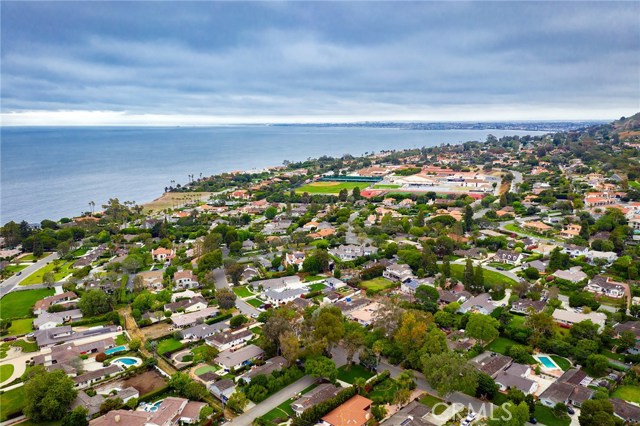 2304 Chelsea Road, Palos Verdes Estates, California 90274, 3 Bedrooms Bedrooms, ,2 BathroomsBathrooms,Residential,Sold,Chelsea,PV19149777