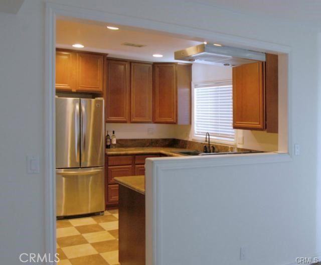 rear units kitchen