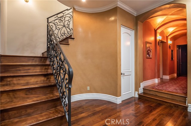 441 1st Street, Manhattan Beach, California 90266, 5 Bedrooms Bedrooms, ,4 BathroomsBathrooms,Residential,Sold,1st,SB19263313