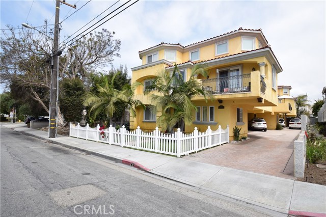 2605 Vanderbilt Lane, Redondo Beach, California 90278, 3 Bedrooms Bedrooms, ,2 BathroomsBathrooms,Residential,Sold,Vanderbilt,SB18156259