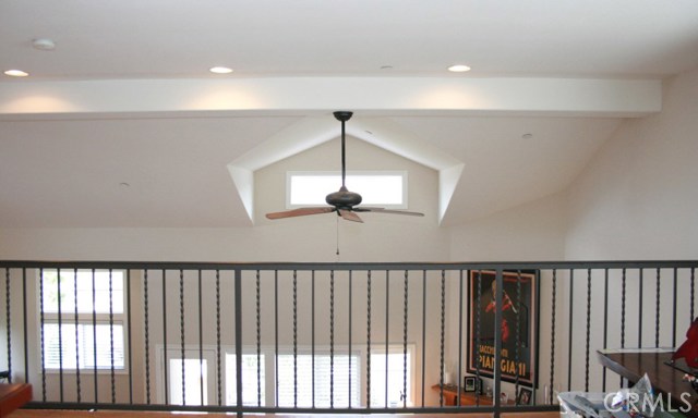 219 Lucia Avenue, Redondo Beach, California 90277, 3 Bedrooms Bedrooms, ,2 BathroomsBathrooms,Residential,Sold,Lucia,PV18248811