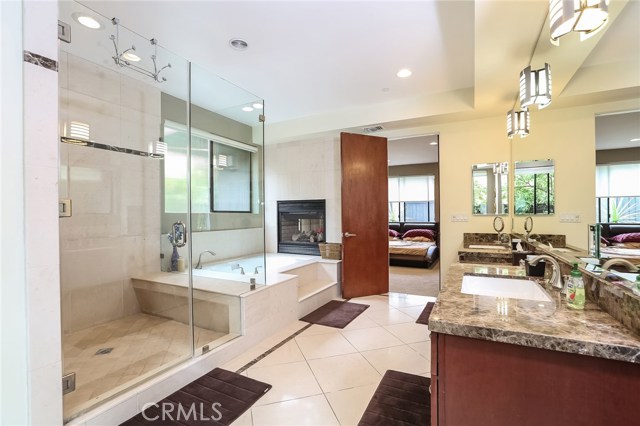 812 Juanita Avenue, Redondo Beach, California 90277, 5 Bedrooms Bedrooms, ,4 BathroomsBathrooms,Residential,Sold,Juanita,SB17114453