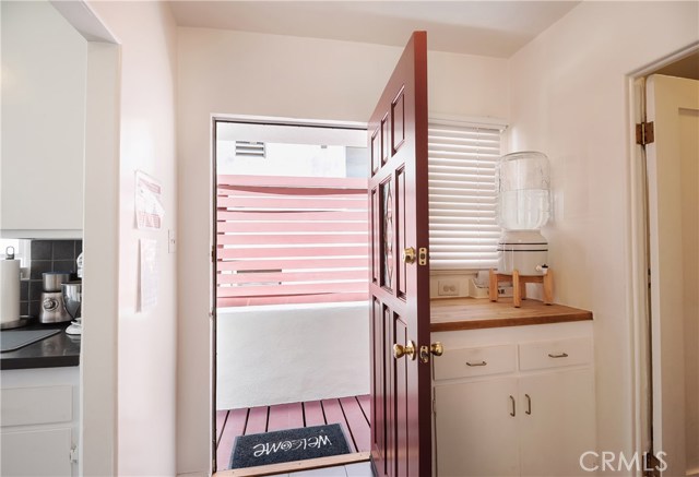 216 36th Street, Manhattan Beach, California 90266, 2 Bedrooms Bedrooms, ,2 BathroomsBathrooms,Residential,Sold,36th,SB20149445
