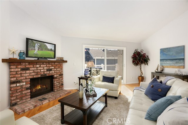 710 Guadalupe Avenue, Redondo Beach, California 90277, 2 Bedrooms Bedrooms, ,1 BathroomBathrooms,Residential,Sold,Guadalupe,SB18012304