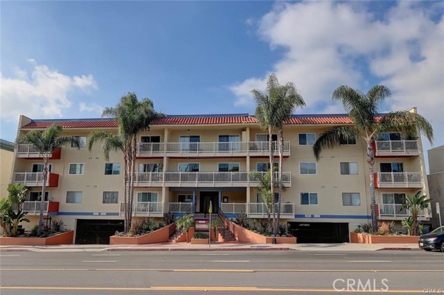 1707 Pacific Coast, Hermosa Beach, California 90254, 1 Bedroom Bedrooms, ,1 BathroomBathrooms,Residential,Sold,Pacific Coast,SB21083287