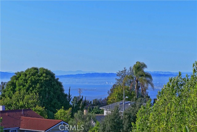 26837 Grayslake Road, Rancho Palos Verdes, California 90275, 4 Bedrooms Bedrooms, ,2 BathroomsBathrooms,Residential,Sold,Grayslake,PV21065081
