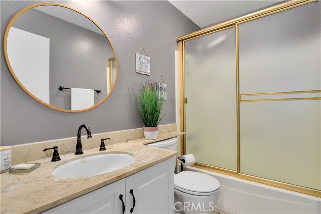 555 Esplanade, Redondo Beach, California 90277, 2 Bedrooms Bedrooms, ,2 BathroomsBathrooms,Residential,Sold,Esplanade,SB21016933