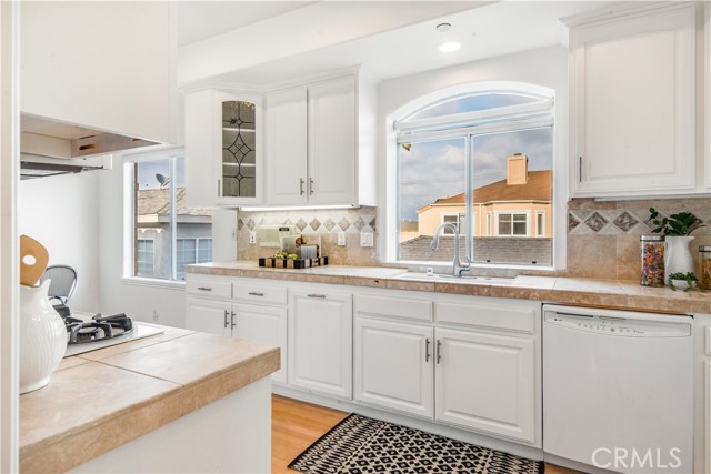 2225 Mathews Avenue, Redondo Beach, California 90278, 3 Bedrooms Bedrooms, ,2 BathroomsBathrooms,Residential,Sold,Mathews,PV21085023