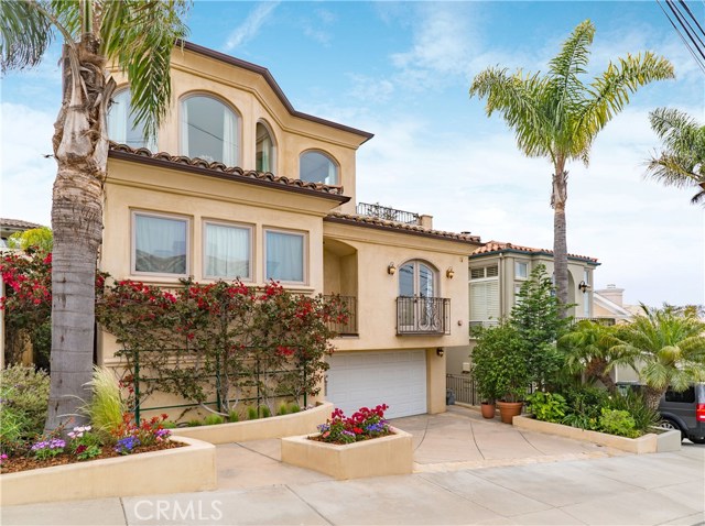 922 2nd, Hermosa Beach, California 90254, 4 Bedrooms Bedrooms, ,5 BathroomsBathrooms,Residential,Sold,2nd,SB19107146