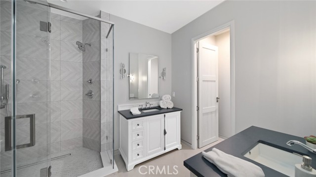 1904 Mathews Ave, Redondo Beach, California 90278, 5 Bedrooms Bedrooms, ,5 BathroomsBathrooms,Residential,Sold,Mathews Ave,PV21055128