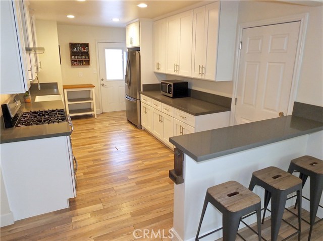 18316 Grevillea Avenue, Redondo Beach, California 90278, 3 Bedrooms Bedrooms, ,2 BathroomsBathrooms,Residential,Sold,Grevillea,PW20134406