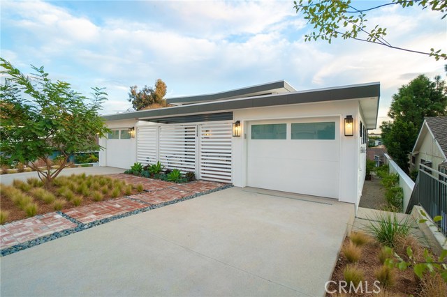 1226 3rd Street, Manhattan Beach, California 90266, 6 Bedrooms Bedrooms, ,5 BathroomsBathrooms,Residential,Sold,3rd,SB20003134