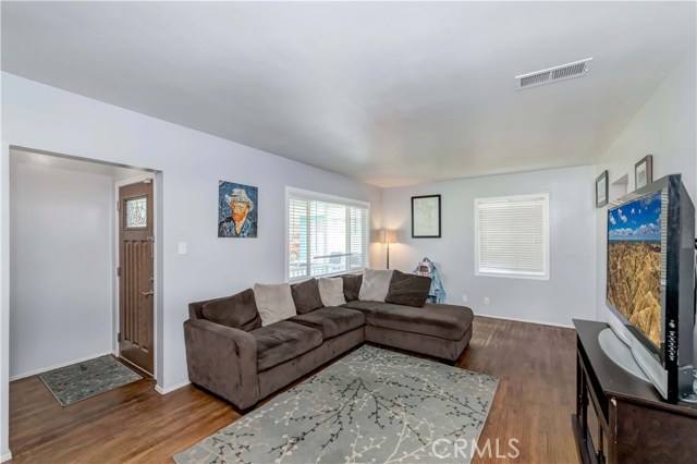 1202 Firmona Avenue, Redondo Beach, California 90278, 3 Bedrooms Bedrooms, ,2 BathroomsBathrooms,Residential,Sold,Firmona,SB20101809