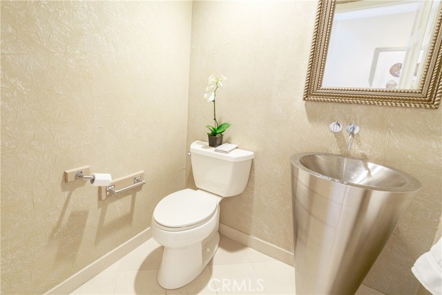 11 Evergreen Lane, Manhattan Beach, California 90266, 3 Bedrooms Bedrooms, ,2 BathroomsBathrooms,Residential,Sold,Evergreen,SB19068219