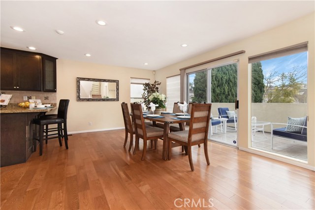 1925 Mathews Avenue, Redondo Beach, California 90278, 3 Bedrooms Bedrooms, ,2 BathroomsBathrooms,Residential,Sold,Mathews,SB20071564
