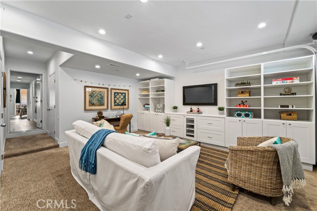 1621 Carver Street, Redondo Beach, California 90278, 3 Bedrooms Bedrooms, ,2 BathroomsBathrooms,Residential,Sold,Carver,SB21022183